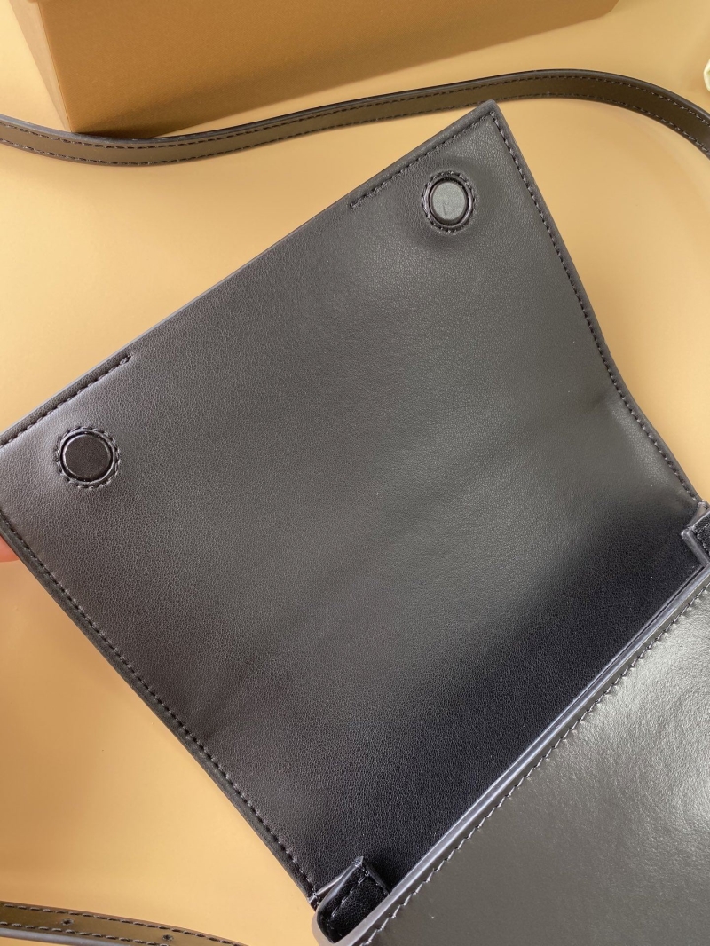 Bv*b*rry satchel bags